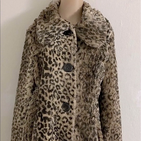 Leopard Faux Fur Coat - Picture 1 of 6